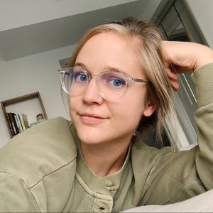 Meet your Posher, Alyssa